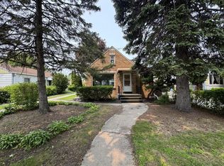 3667 S 21st St, Milwaukee, WI 53221