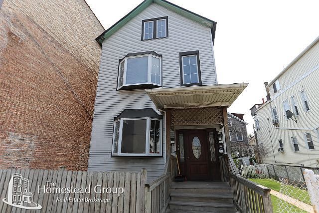 1st image of 2470 N Clybourn Ave #20
