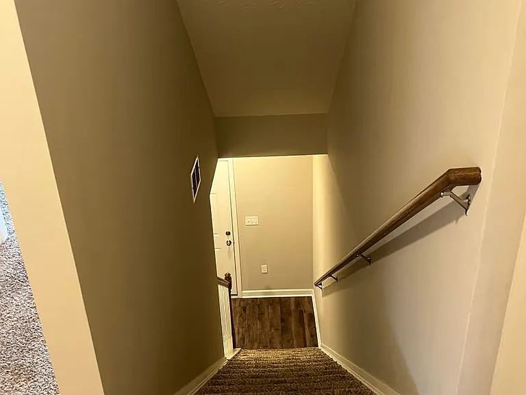 736 Village Creek Dr — Photo 25
