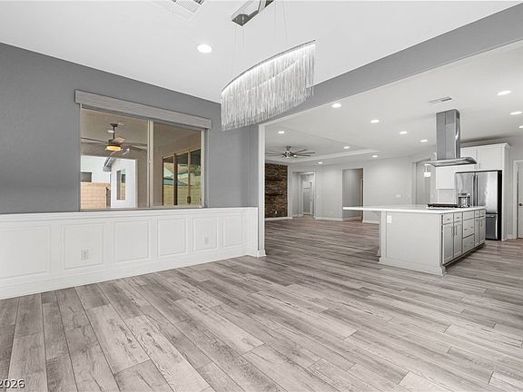 4th image of 5927 Villa Loma St