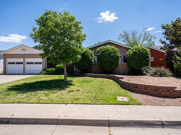 3rd image of 3124 Cardenas Dr NE