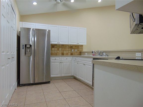 5th image of 1307 SE 10th Ter