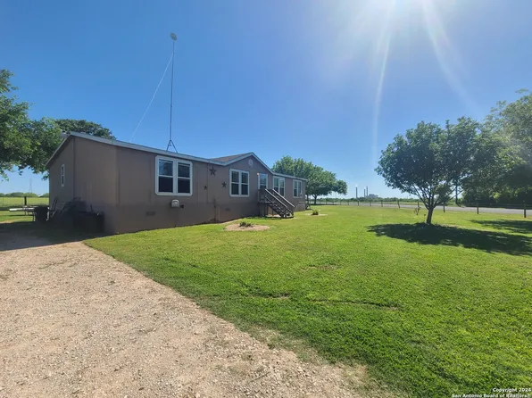 9662 STUART RD, San Antonio, TX 78263