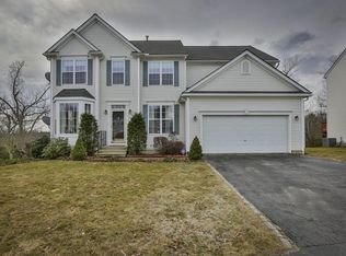 5 Snowy Owl Ln, Worcester, MA 01605