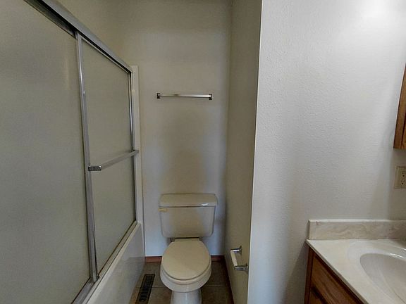 3rd image of 20305 Skyview Dr