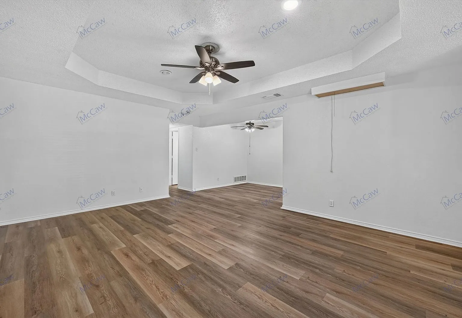 2 bed, 1.0 bath, 1048 sqft, $1,500 — Photo 4
