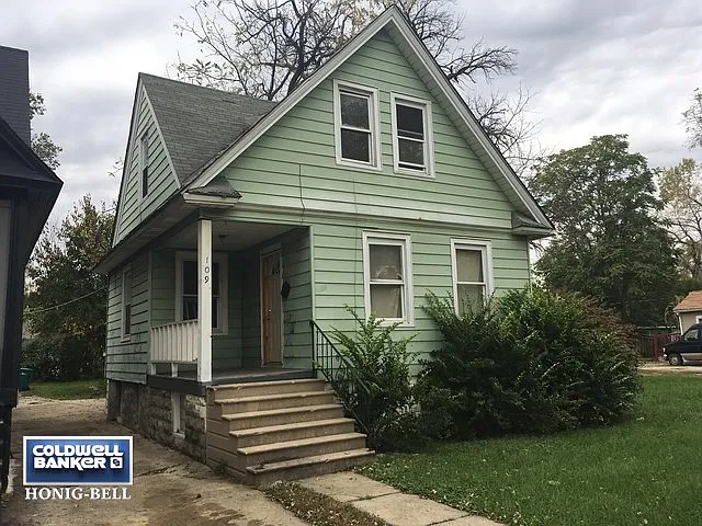 109 Miller Ave photo 1