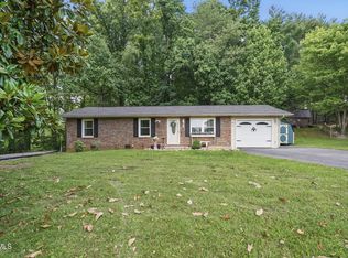 114 Hall Rd, Jonesborough, TN 37659