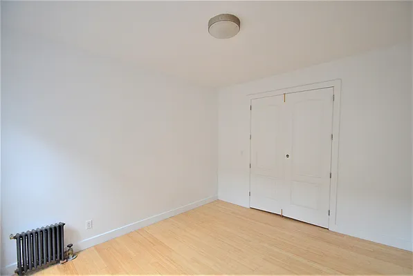 Rented by CITY SKYLINE REALTY INC | media 12