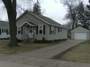 904 8th St, Mosinee, WI 54455