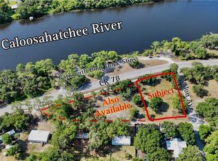 500 Avalon Ave, Labelle, FL 33935