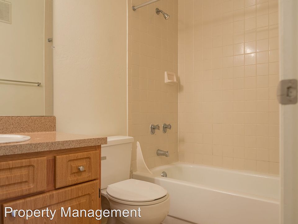 2nd image of 7200 Pinnacle Dr APT K24
