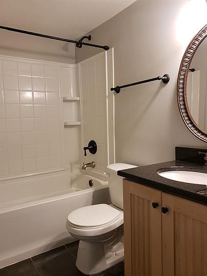 2nd image of 4915 Park Rd #1-1-C