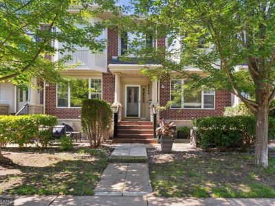 8064 Golden Valley Rd, Golden Valley, MN, 55427