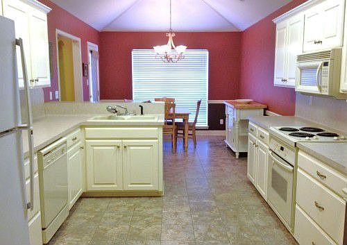 5th image of 2606 Amblewood Cir