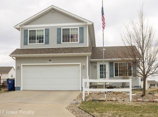 801 SE 13th St, Grimes, IA 50111