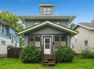 1810 Park Ave SE, Cedar Rapids, IA 52403