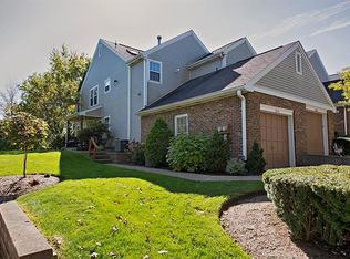 1544 Pinehurst Ln, Oakmont, PA 15139