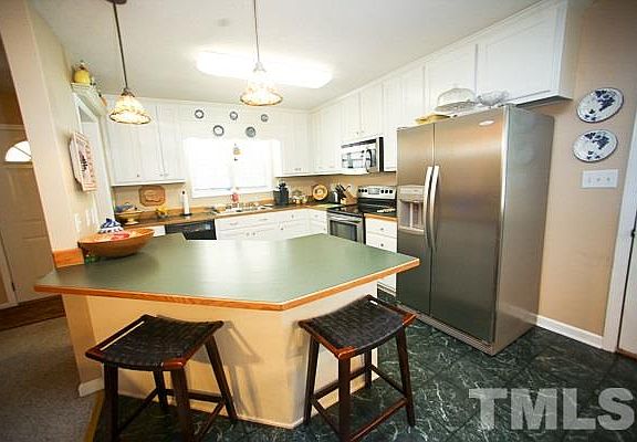 2nd image of 617 Blackwell Dr