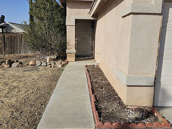 4th image of 14126 Gray Ln