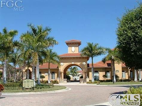 Clubhouse, pool, spa, fitness center, and game room