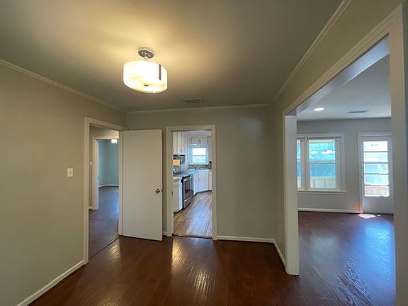 5th image of 501 Pennington Dr