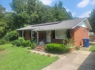 204 Raintree Ln, Greenwood, SC 29649