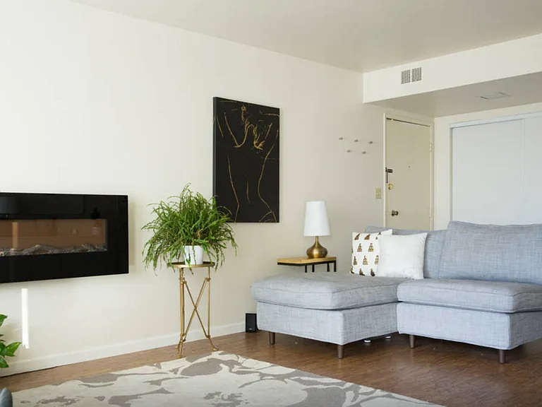 154 Oxford Ln #1 — Photo 3