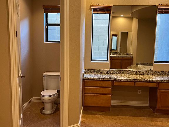 5th image of 10022 E Stonecroft Drive
