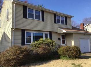 44 Shepard Rd, West Hartford, CT 06110