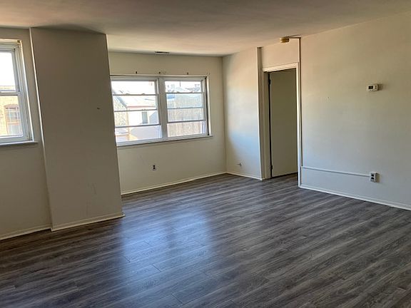 4th image of 410 South St #F