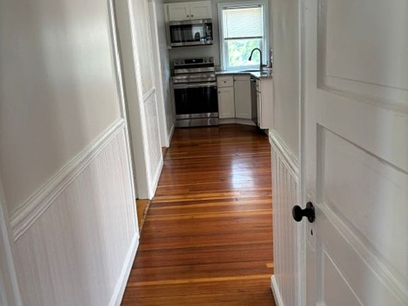 4th image of 63-65 Larch St #D1698fd8b