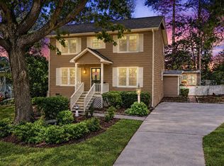 209 Rosehaven Dr, Raleigh, NC 27609