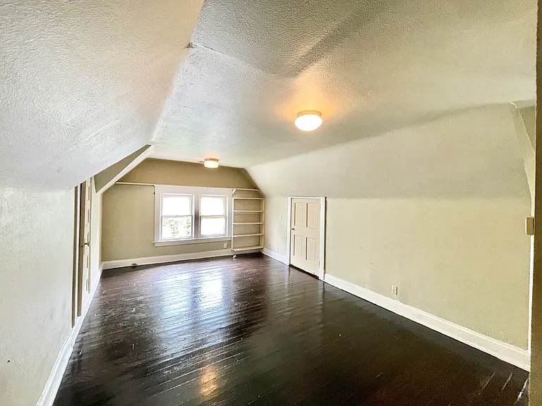 3921 Troost Ave — Photo 11