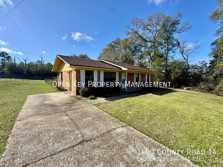 1490 County Road 14 — Photo 2