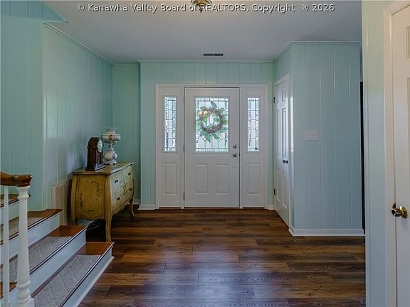 4th image of 80 Woodland Dr