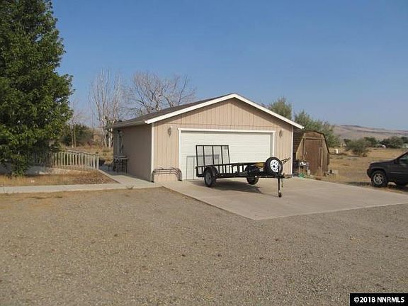 3rd image of 9445 Navajo Trl