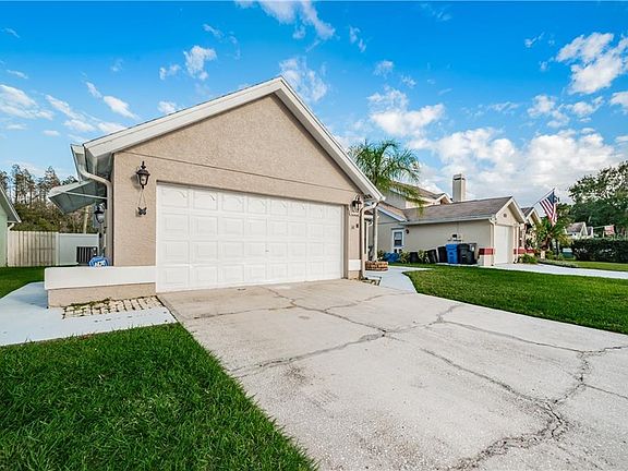 4th image of 11225 Shadybrook Dr