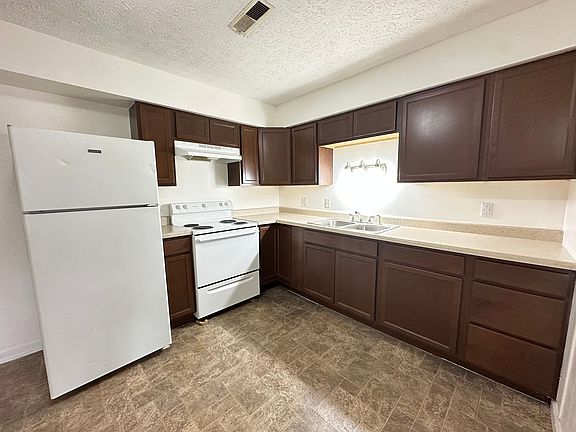 3rd image of 106A Daniel St