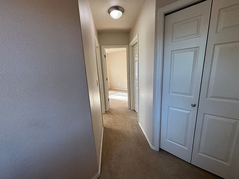 4115 Geranium Loop NE — Photo 9