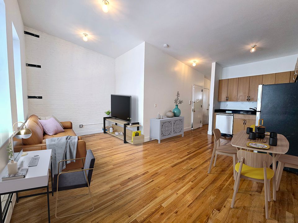 1st image of 54 Willoughby St #5