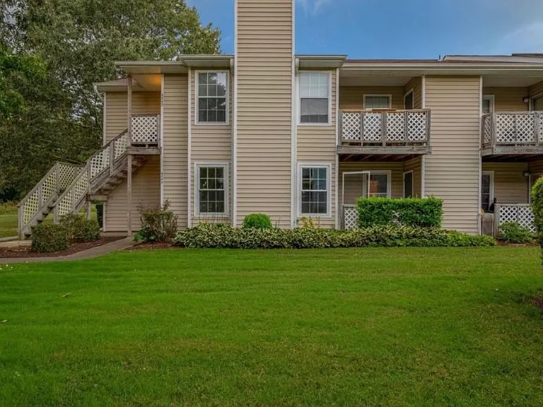 4240 Thalia Station Cir #103 — Photo 13
