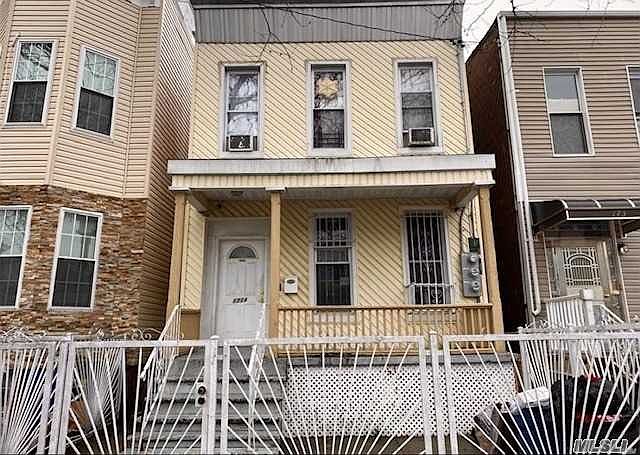 2nd image of 171A Ridgewood Ave