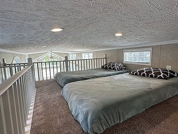 2nd image of 363 W Lake St #44