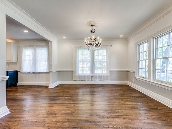 5th image of 5027 Stoneleigh Ave