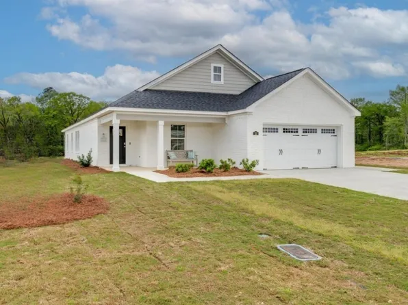 15 Ann James Dr, Qc8yyd Millbrook, AL 36054