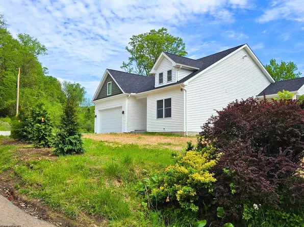 83 Warm Hollow Rd, Morgantown, WV 26508