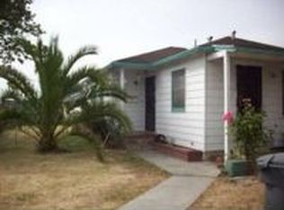 1402 Fairhaven St, Salinas, CA 93905