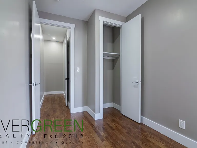 89 Grattan St #3F — Photo 8