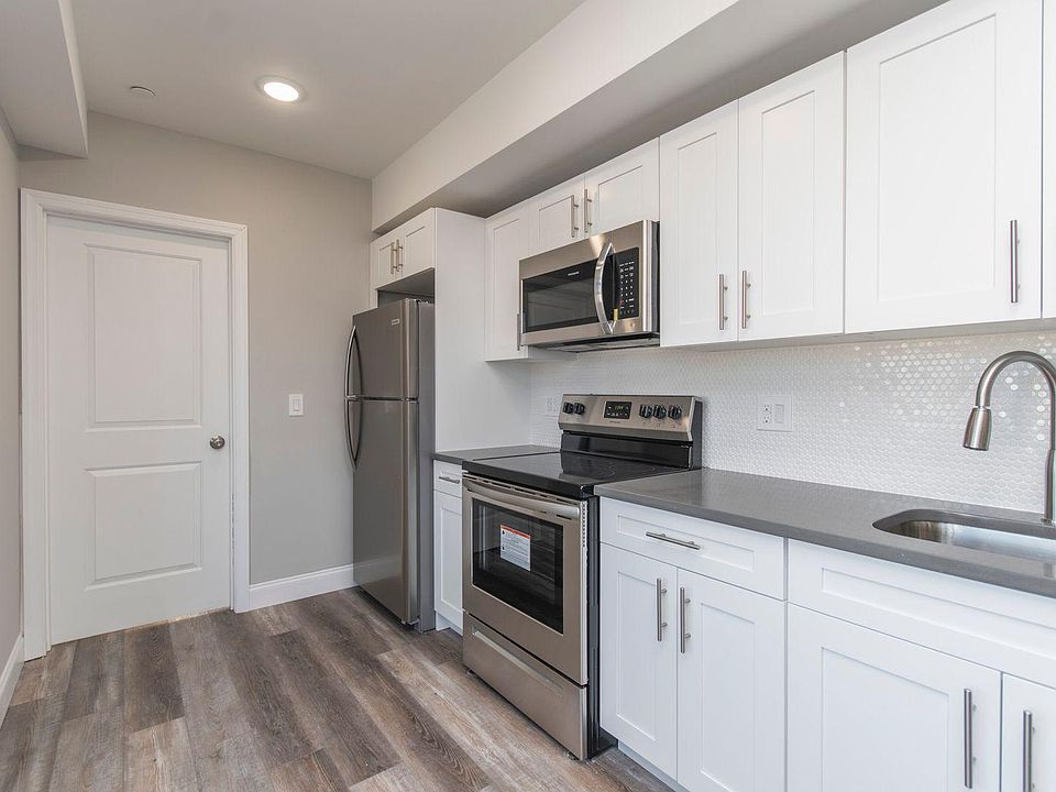 1st image of 1540 W Tioga St #2R